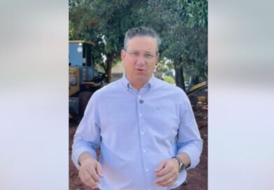 Prefeito José Paleari acompanha trabalhos de limpeza no bairro Maria de Lourdes