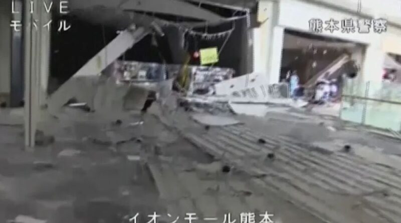 Vídeo mostra interior de shopping no Japão destruído após terremoto de 7,1