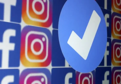 Redes sociais: UE exige que Meta mude recursos que causam dependência