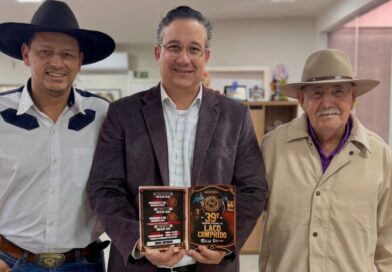Prefeito Paleari recebe representantes do Portão Quebrado