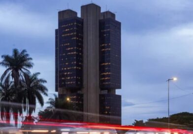 Contas externas têm déficit de US$ 8,1 bilhões em julho, diz BC