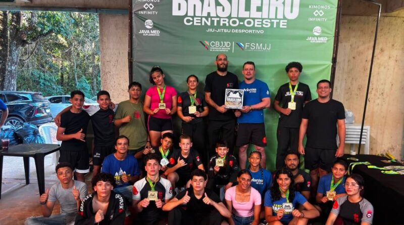 Equipe De La Riva Jiu-Jitsu de Nova Alvorada do Sul volta com excelente resultado do Campeonato Brasileiro Centro-Oeste