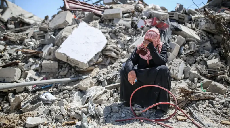 “Plano de paz” de Gaza tem bombas diárias 3 anos após início da guerra